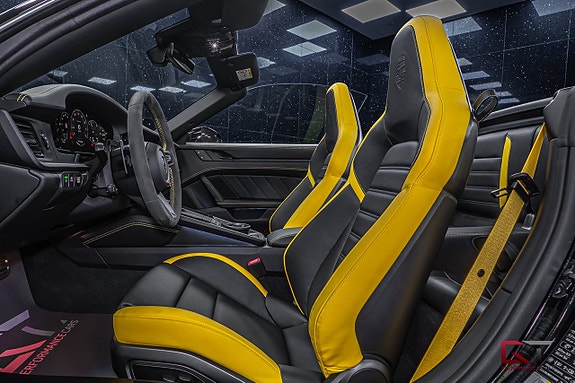 Porsche 911 11 of 22