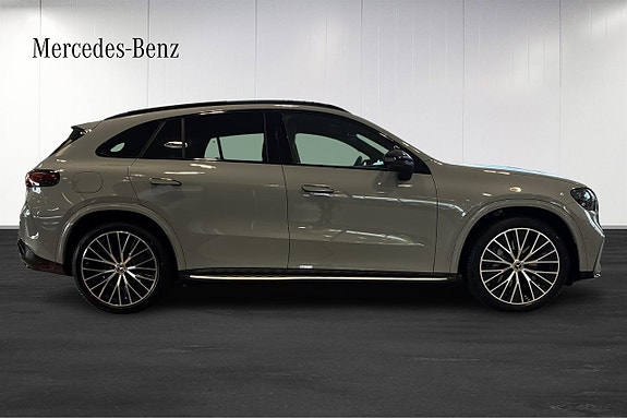 Mercedes-Benz GLC400 5 of 14
