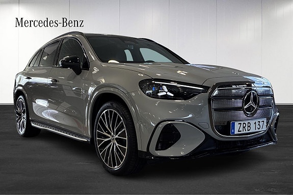 Mercedes-Benz GLC400 2 of 14