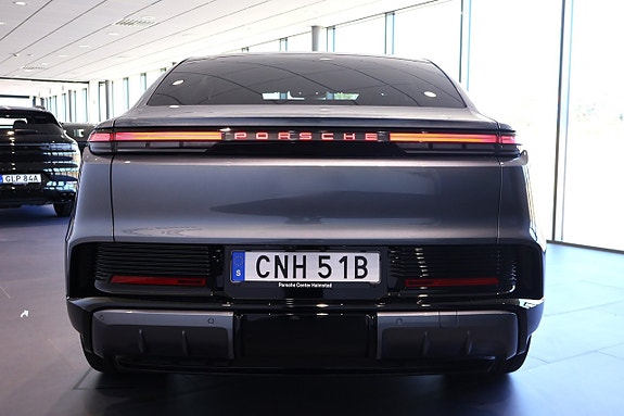 Porsche Cayenne Coupe 7 of 19
