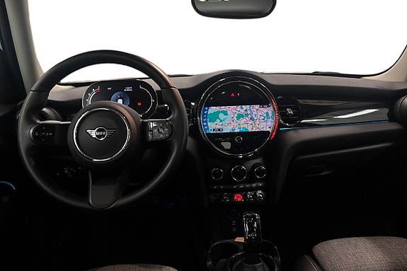 MINI Cooper 8 of 18