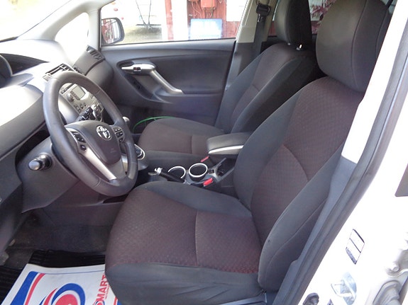 Toyota Verso 15 of 30