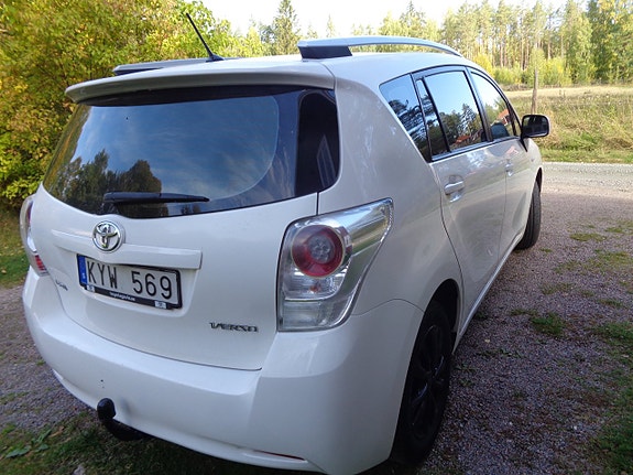 Toyota Verso 12 of 30