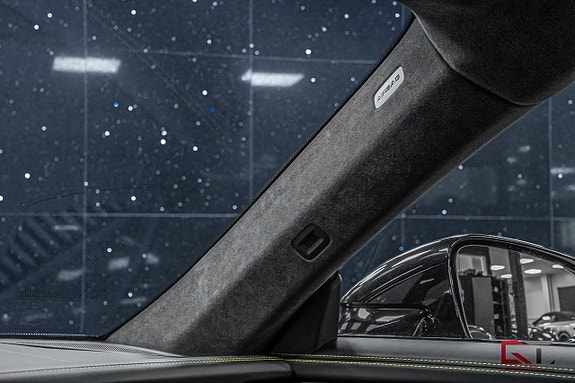 Porsche 911 19 of 23