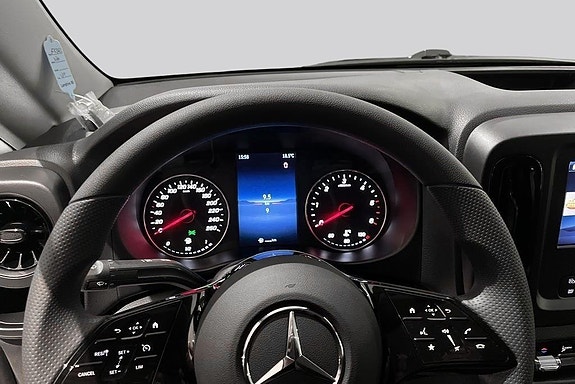 Mercedes-Benz Vito 110 10 of 14