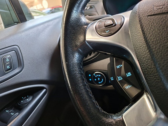 Ford Transit 14 of 14