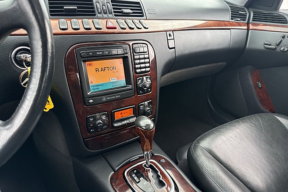 Mercedes-Benz S500 13 of 21