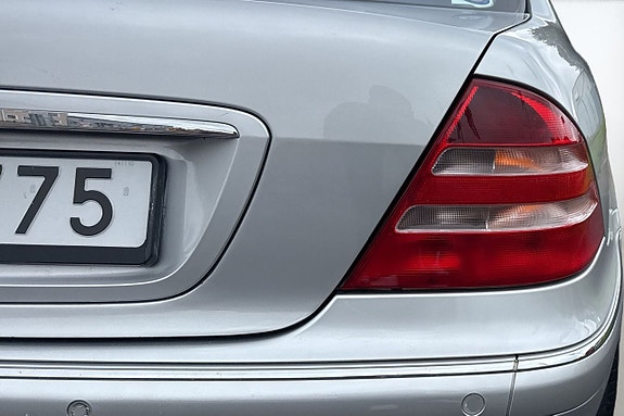 Mercedes-Benz S500 11 of 21