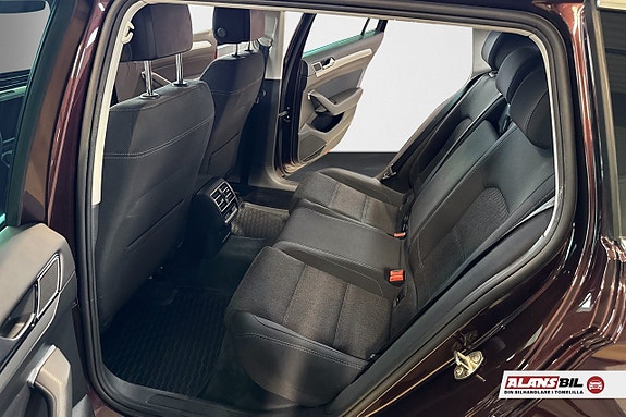 Volkswagen Passat 6 of 10
