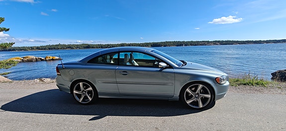 Volvo C70 10 of 30