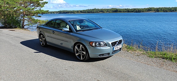 Volvo C70 4 of 30