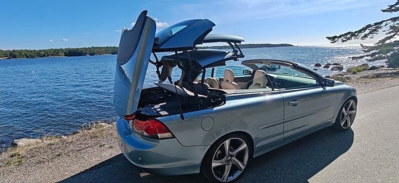 Volvo C70 23 of 30