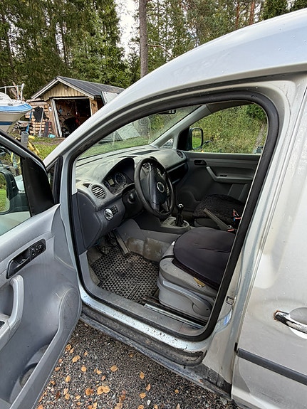 Volkswagen Caddy 3 of 6