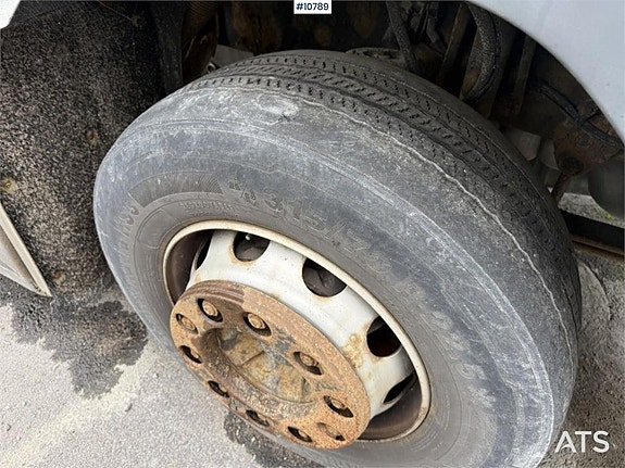 Dragbil Volvo FM9 4x2 Rep-objekt 9 of 24