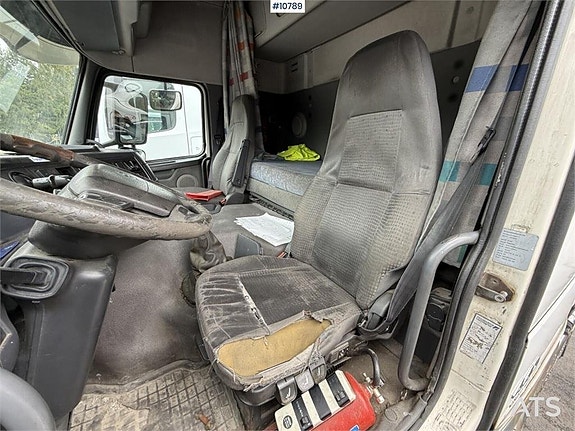 Dragbil Volvo FM9 4x2 Rep-objekt 4 of 24