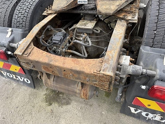 Dragbil Volvo FM9 4x2 Rep-objekt 13 of 24