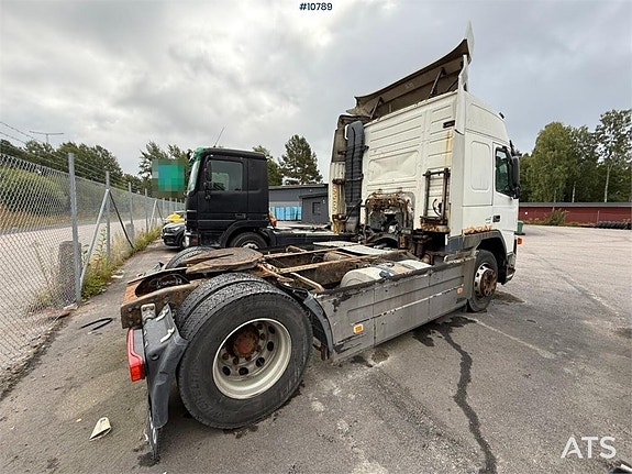 Dragbil Volvo FM9 4x2 Rep-objekt 3 of 24