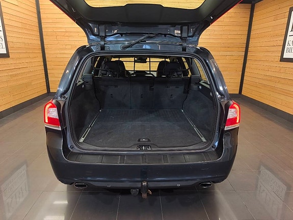 Volvo V70 10 of 22