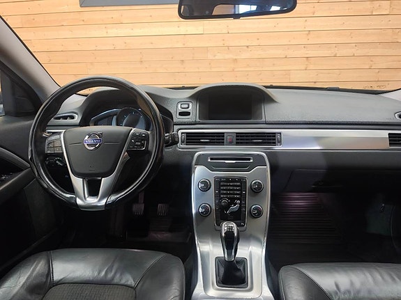 Volvo V70 20 of 22