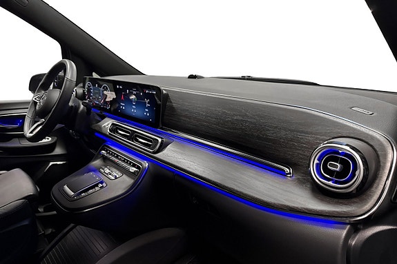 Mercedes-Benz V300 13 of 20