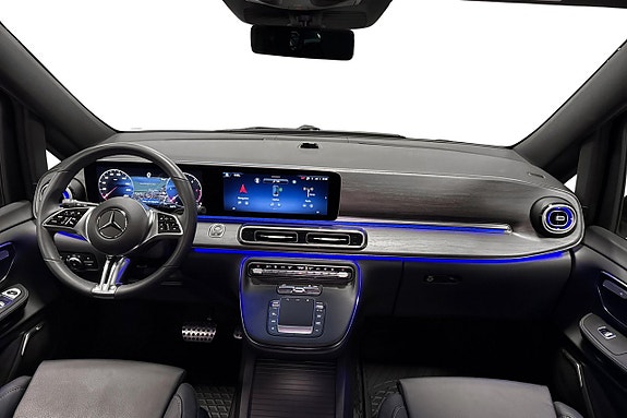 Mercedes-Benz V300 5 of 20