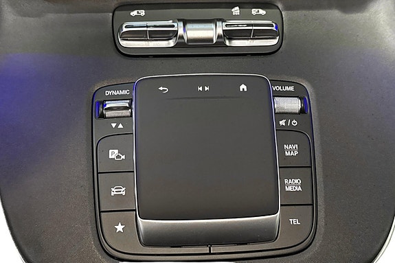 Mercedes-Benz V300 10 of 20