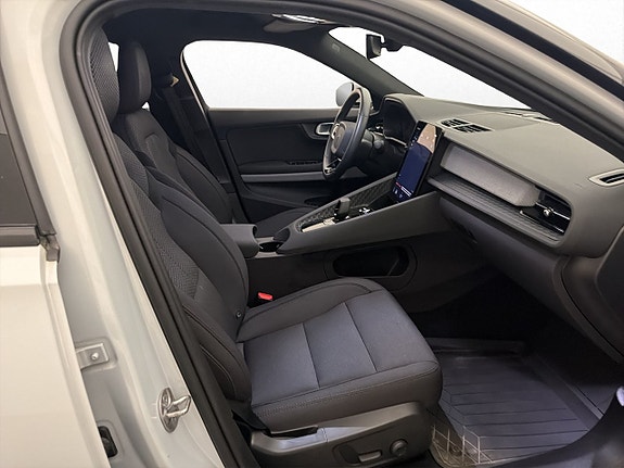Polestar 2 28 of 30