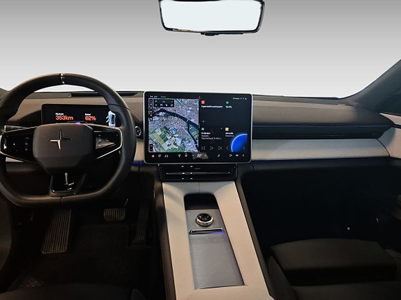 Polestar 4 11 of 11