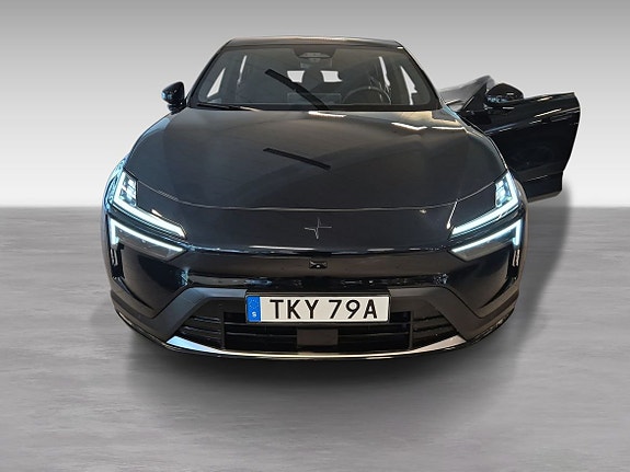 Polestar 4 9 of 11