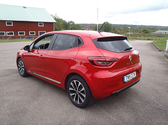 Renault Clio 4 of 13