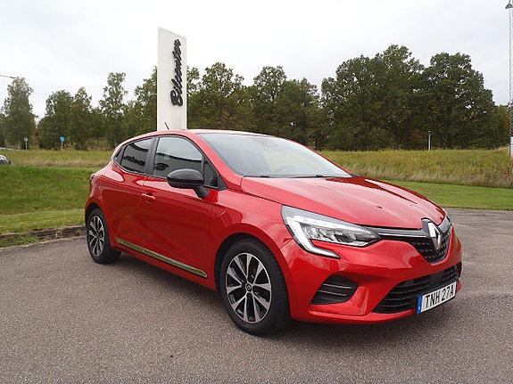 Renault Clio 2 of 13