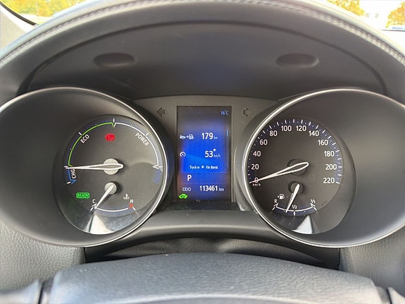 Toyota C-HR 18 of 24