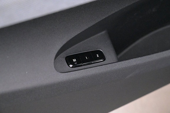 Polestar 2 10 of 27