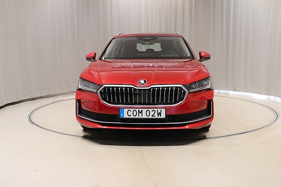 Skoda Superb 2 of 12