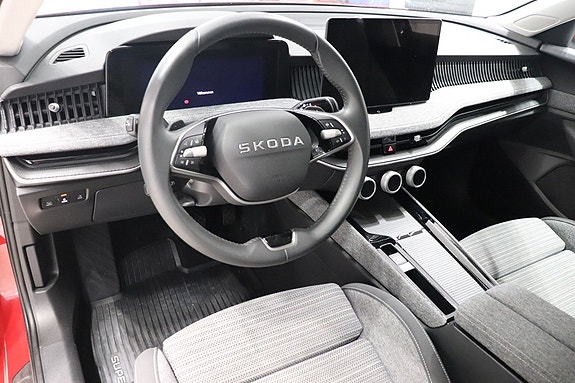 Skoda Superb 9 of 12