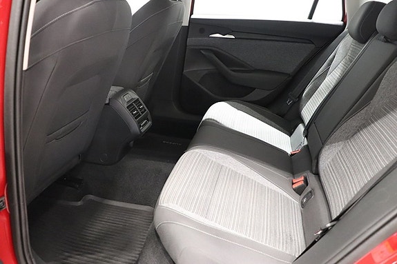 Skoda Superb 8 of 12