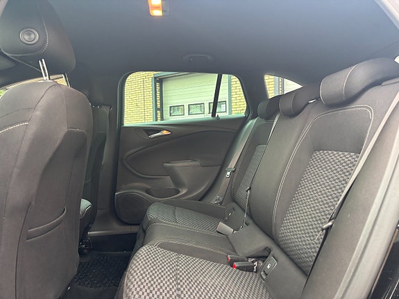 Opel Astra 20 of 27