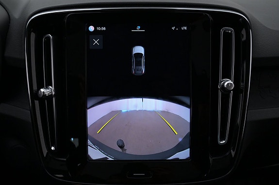 Volvo C40 15 of 27