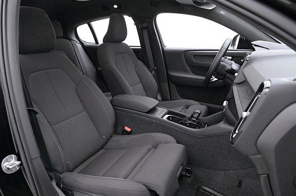 Volvo C40 13 of 27