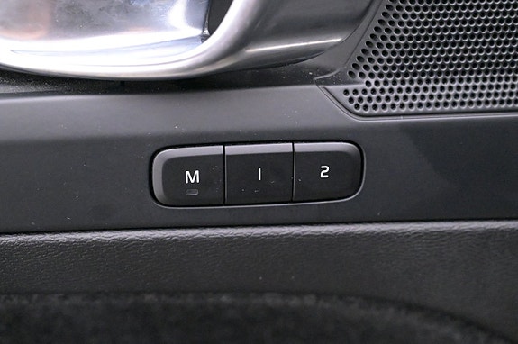 Volvo C40 11 of 27