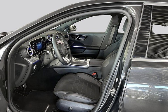 Mercedes-Benz C300 de 8 of 20