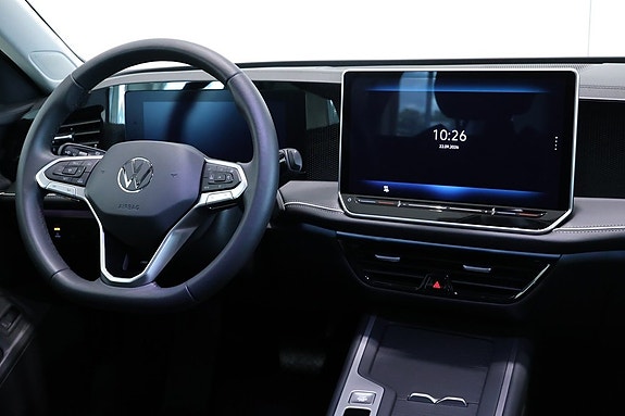 Volkswagen Passat 9 of 24