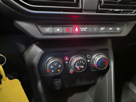 Dacia Sandero 8 of 9