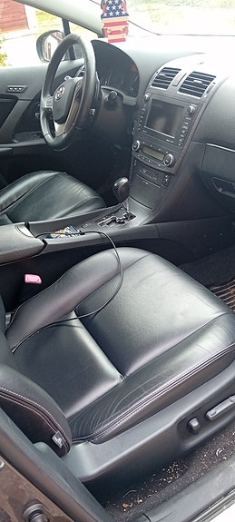 Toyota Avensis 5 of 5