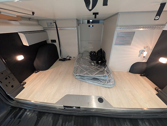 Ford Big Nugget by Westfalia / Automat / 185hk / perfekt för långa personer 14 of 20