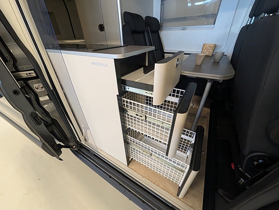 Ford Big Nugget by Westfalia / Automat / 185hk / perfekt för långa personer 19 of 20
