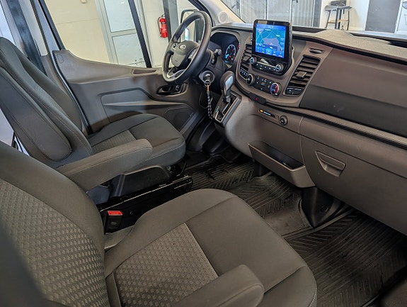 Ford Big Nugget by Westfalia / Automat / 185hk / perfekt för långa personer 17 of 20