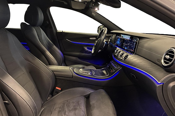 Mercedes-Benz E300 17 of 24