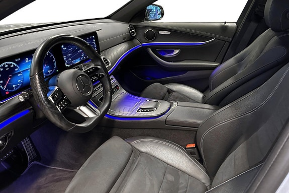 Mercedes-Benz E300 9 of 24