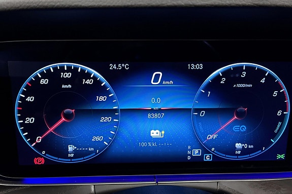 Mercedes-Benz E300 12 of 24